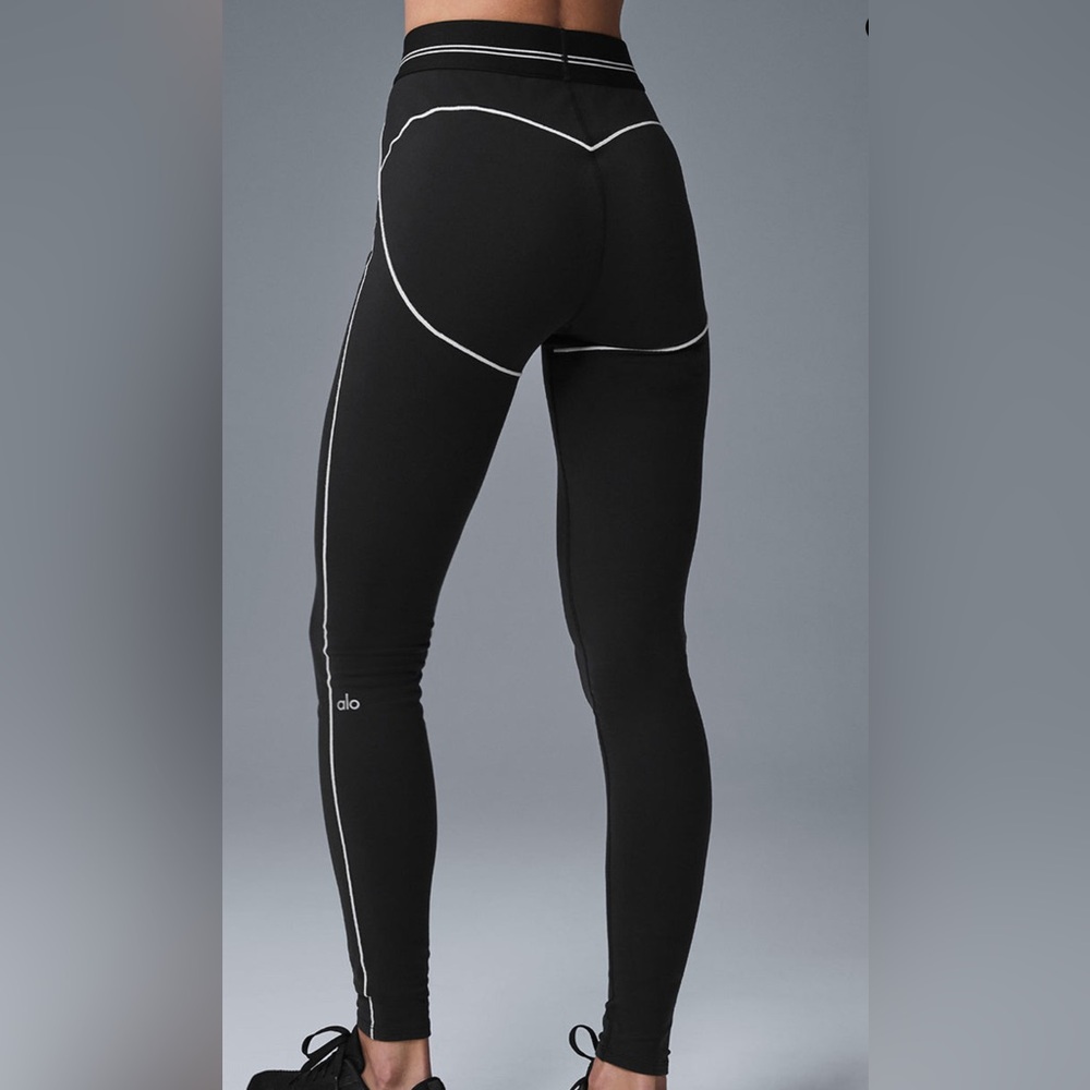 ALO Airbrush Heart Throb Leggings